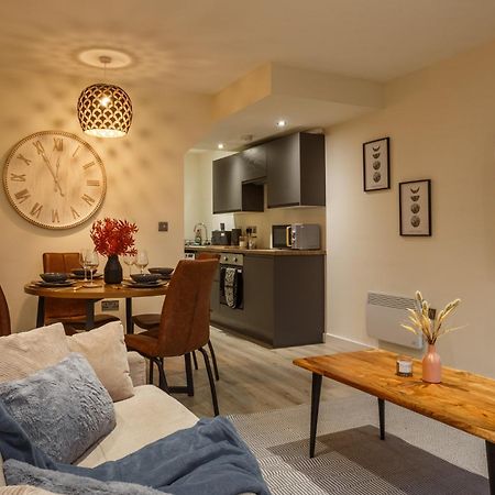 Modern And Cozy Two-Bed Apartment In Bradford Bradford  Exterior foto
